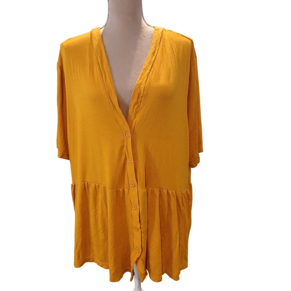 Justify Women 3X Mustard Yellow Button Front Peplum Tunic Short Sleeve Cardigan